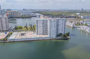 301 174th St, Sunny Isles Beach, FL 33160 - Photo 4