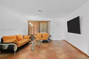 2447 SE 15th St, Pompano Beach, FL 33062 - Photo 12