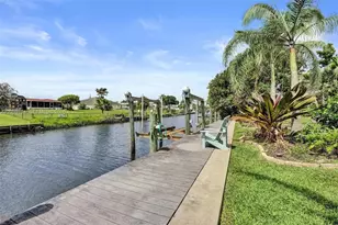 462 NE Cornwall, Port Saint Lucie, FL 34983 - Photo 10
