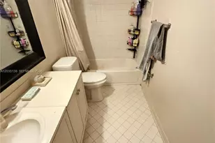3465 NW 44th St, Oakland Park, FL 33309 - Photo 24