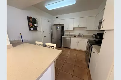 5161 Collins Ave #310, Miami Beach, FL 33140 - Photo 10