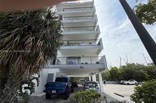 16508 NE 26th Ave, North Miami Beach, FL 33160 - Photo 2