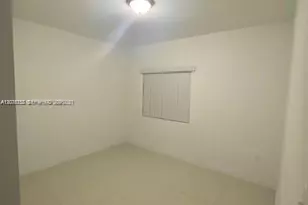 2271/2273 NW 66th St, Miami, FL 33147 - Photo 22
