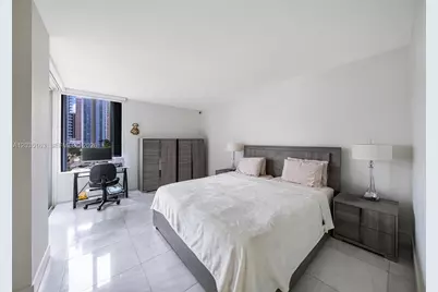 520 Brickell Key Dr #A710, Miami, FL 33131 - Photo 6