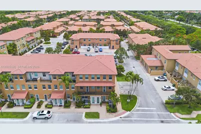 14776 SW 10th St #10501, Pembroke Pines, FL 33027 - Photo 36
