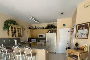 18201 SW 144th Ct, Miami, FL 33177 - Photo 6