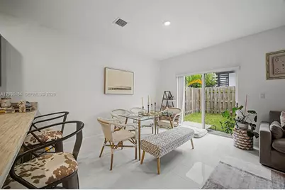 2644 SE 13th St, Homestead, FL 33035 - Photo 8