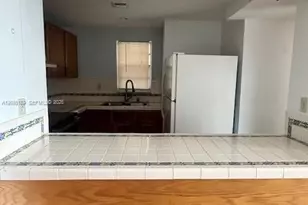 870 NW 87th Ave, Miami, FL 33172 - Photo 28