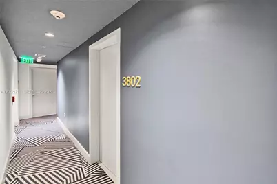 55 SW 9th St #3802, Miami, FL 33130 - Photo 30