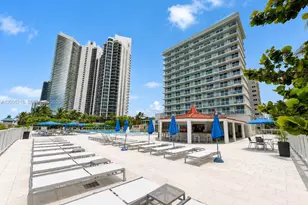 19201 Collins Ave, Sunny Isles Beach, FL 33160 - Photo 10