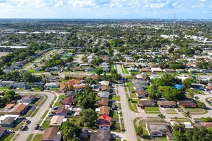 1421 NW 33rd Ave, Lauderhill, FL 33311 - Photo 28