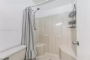 207 NW 45th Ave, Deerfield Beach, FL 33442 - Photo 28