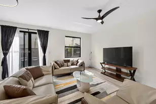 15841 NW 91st Ct, Miami Lakes, FL 33018 - Photo 12