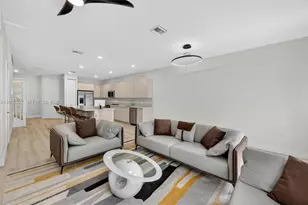 15841 NW 91st Ct, Miami Lakes, FL 33018 - Photo 16