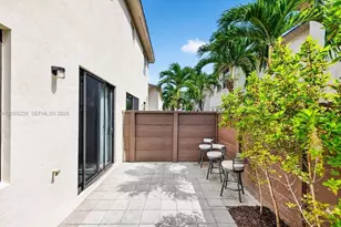 15841 NW 91st Ct, Miami Lakes, FL 33018 - Photo 58