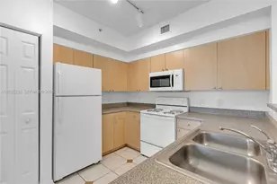 8000 N Nob Hill Rd, Tamarac, FL 33321 - Photo 6