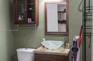 7645 NW 38th Ct, Sunrise, FL 33351 - Photo 22