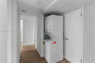 9411 SW 4th St, Miami, FL 33174 - Photo 14