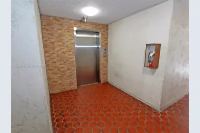 9411 SW 4th St #308, Miami, FL 33174 - Photo 4