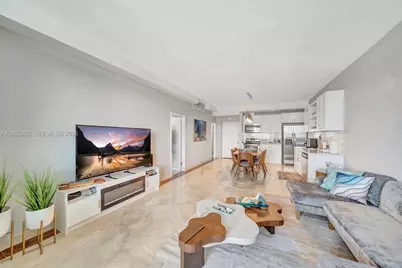 5005 Collins Ave #PH02, Miami Beach, FL 33140 - Photo 8