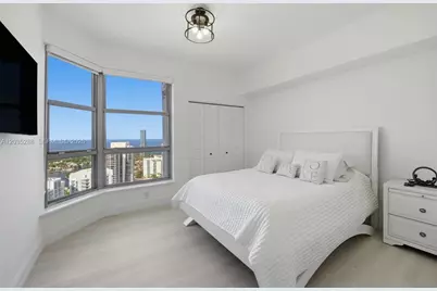 3500 Mystic Pointe Dr #PH5, Aventura, FL 33180 - Photo 16