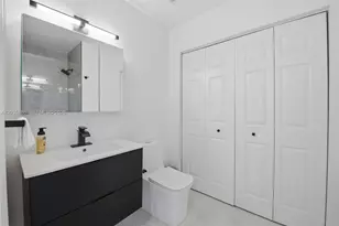 3500 Mystic Pointe Dr, Aventura, FL 33180 - Photo 18