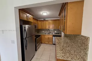 13355 SW 9th Ct, Pembroke Pines, FL 33027 - Photo 6