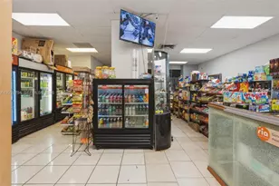 1301 NE Miami Gardens Dr, Miami, FL 33179 - Photo 24
