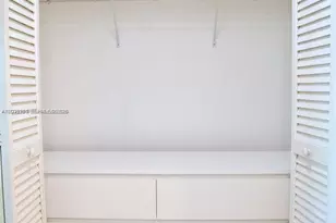 951 Brickell Ave, Miami, FL 33131 - Photo 8