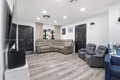 7551 Polk St, Hollywood, FL 33024 - Photo 14