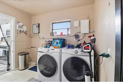 7551 Polk St, Hollywood, FL 33024 - Photo 32
