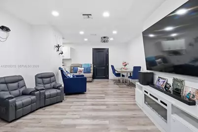 7551 Polk St, Hollywood, FL 33024 - Photo 12