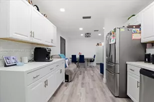 7551 Polk St, Hollywood, FL 33024 - Photo 4