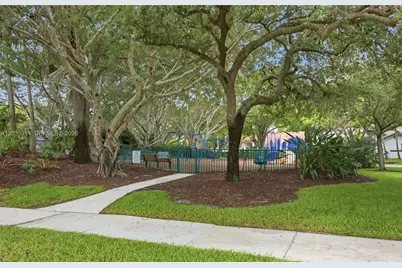 1975 Water Ridge Dr, Weston, FL 33326 - Photo 38