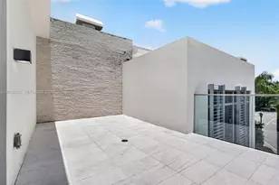 3750 Yacht Club Dr, Aventura, FL 33180 - Photo 56