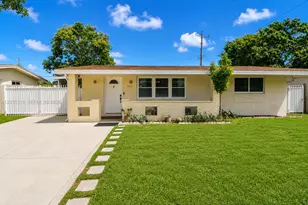 7611 NW 15th Ct, Pembroke Pines, FL 33024 - Photo 4