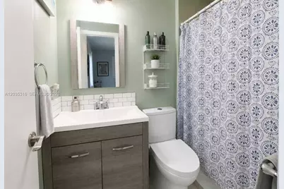 7611 NW 15th Ct, Pembroke Pines, FL 33024 - Photo 14