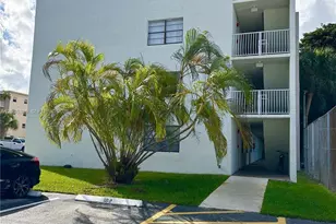 500 NE 2nd St, Dania Beach, FL 33004 - Photo 26