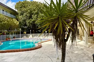 500 NE 2nd St, Dania Beach, FL 33004 - Photo 22