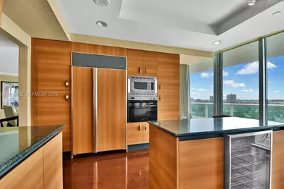 19955 NE 38th Ct #1701, Aventura, FL 33180 - Photo 36