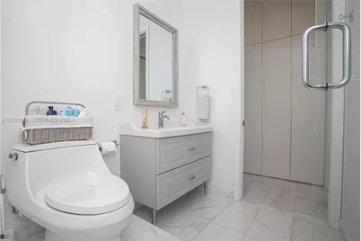 2821 S Bayshore Dr #20D, Miami, FL 33133 - Photo 12