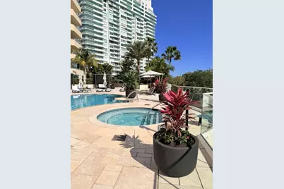 400 S Pointe Dr #307, Miami Beach, FL 33139 - Photo 20