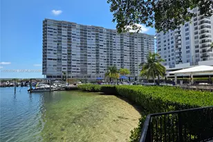 2780 NE 183rd St, Aventura, FL 33160 - Photo 18