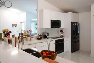 14172 SW 148th Pl, Miami, FL 33196 - Photo 12