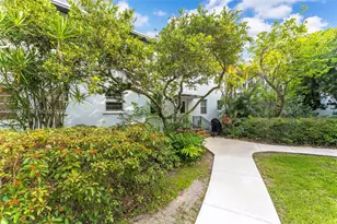 5685 SW 80th St, Miami, FL 33143 - Photo 16