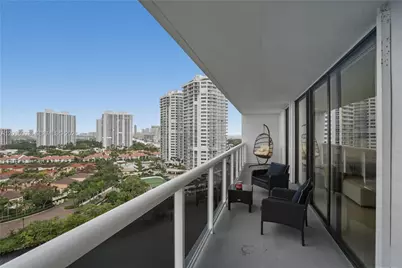 20505 E Country Club Dr #1739, Aventura, FL 33180 - Photo 1