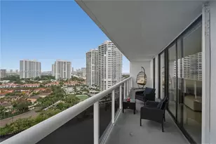 20505 E Country Club Dr, Aventura, FL 33180 - Photo 1