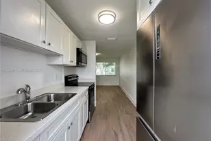 5911 NE 18th Ave, Fort Lauderdale, FL 33334 - Photo 10