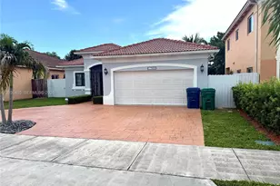 17833 SW 155th Ct, Miami, FL 33187 - Photo 4