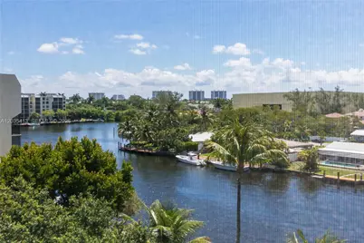 14 Royal Palm Way #601, Boca Raton, FL 33432 - Photo 2